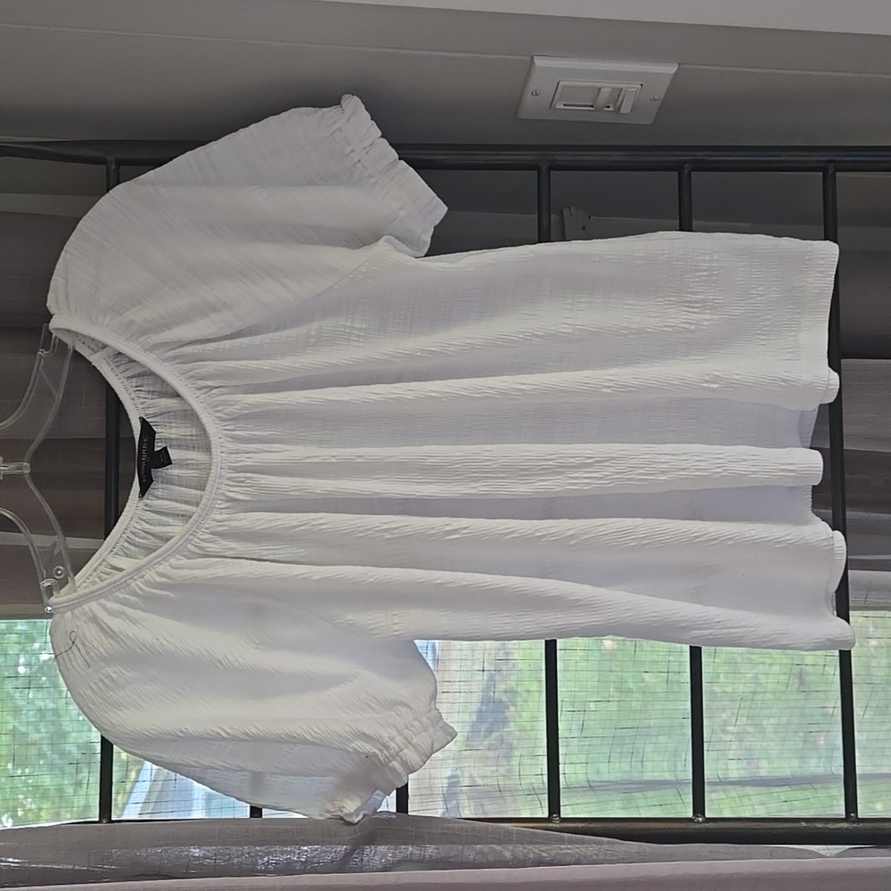 Banana Republic white blouse